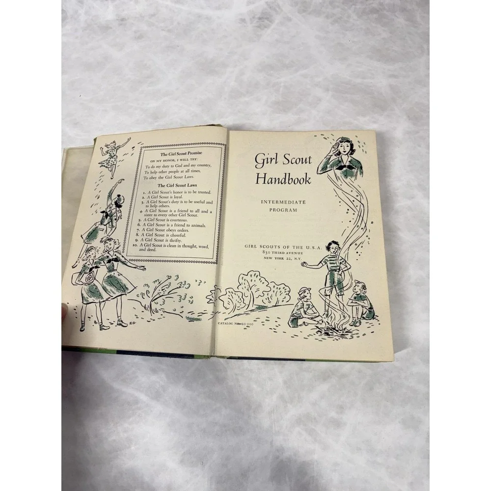 Vintage 1959 Girl Scout Handbook 20th Impression Hardback Worn Cover Notes‎